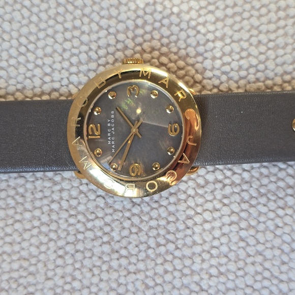 MARC BY MARC JACOBS Amy Watch - Picture 5 of 5
